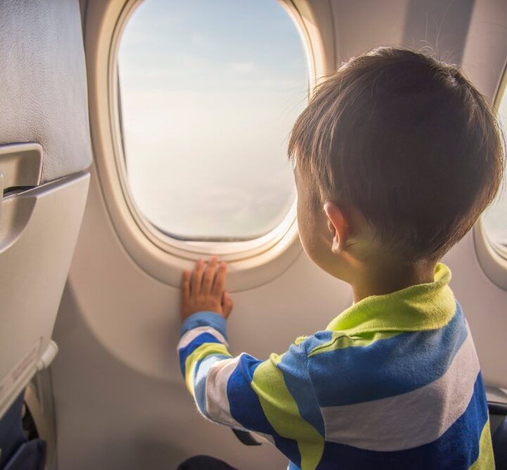 How To Travel Safely On An Airplane With Kids