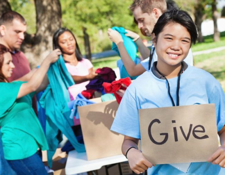 Why You Should Teach Your Kids About Charity