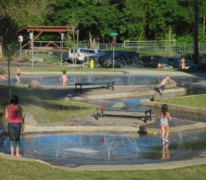 Local Splash Pads For Kids In Clackamas County