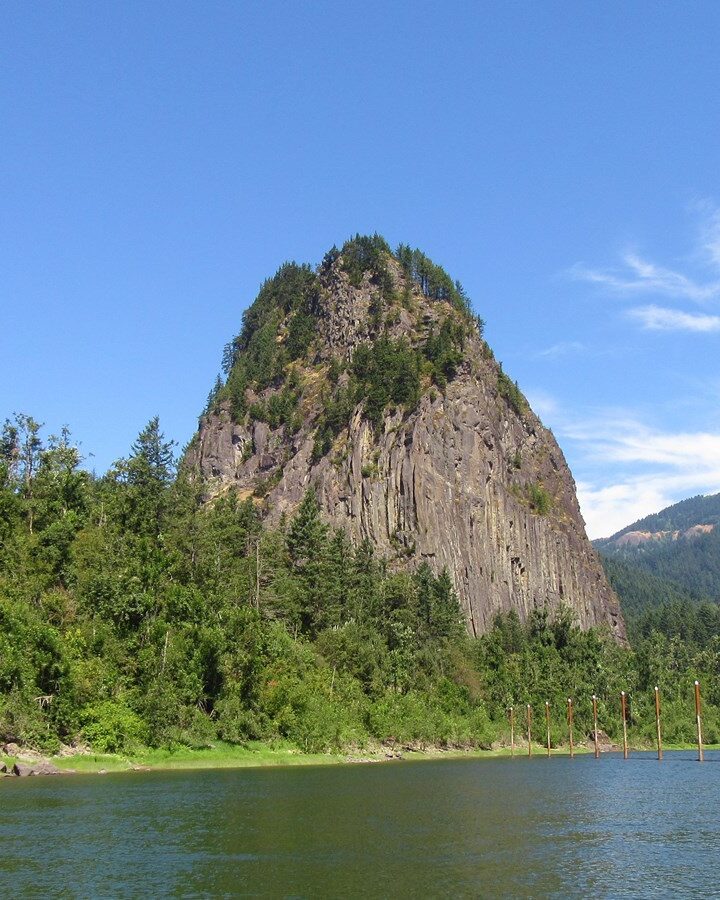 What To Explore Around Beacon Rock And The Cascade Locks With Your Family