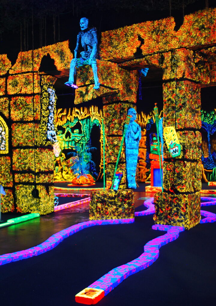 Putting Around Oregon – The Best Mini Golf Spots For Family Fun