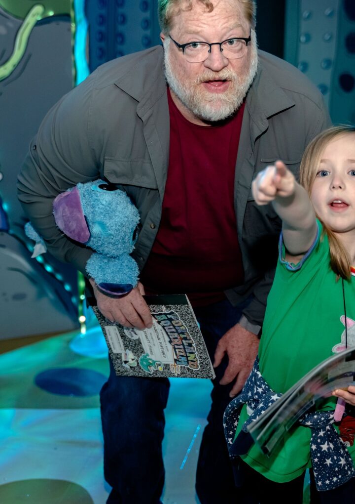 No Water, No Fish—Just Pure Imagination – Mike Bennett’s Portland Aquarium Is A Family-Friendly Wonder