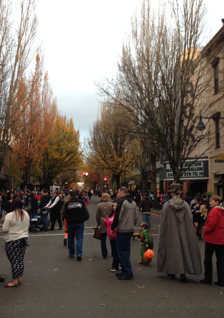 Scarecrows, Candy, And Community – Why McMinnville Is Oregon’s Halloween Hidden Gem