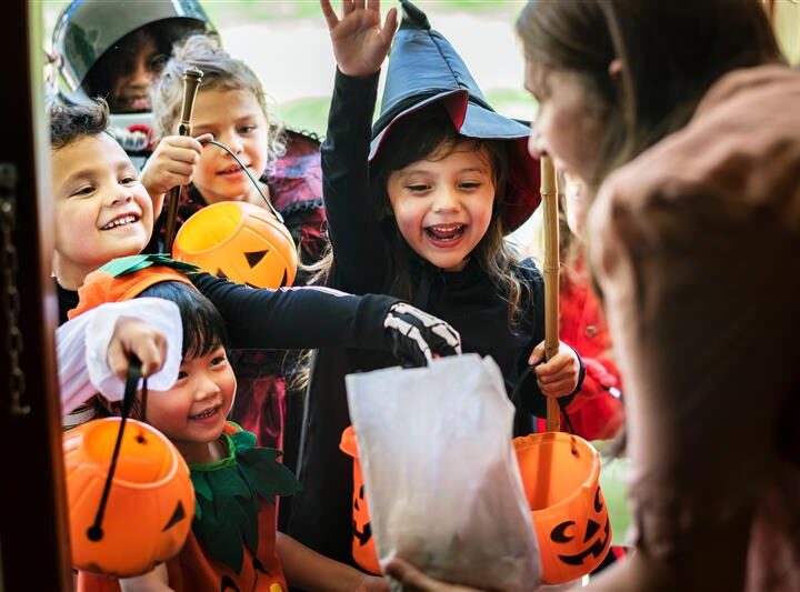 8 Safety Tips To Make Your Halloween All Treats, No Tricks With Legacy-GoHealth Urgent Care