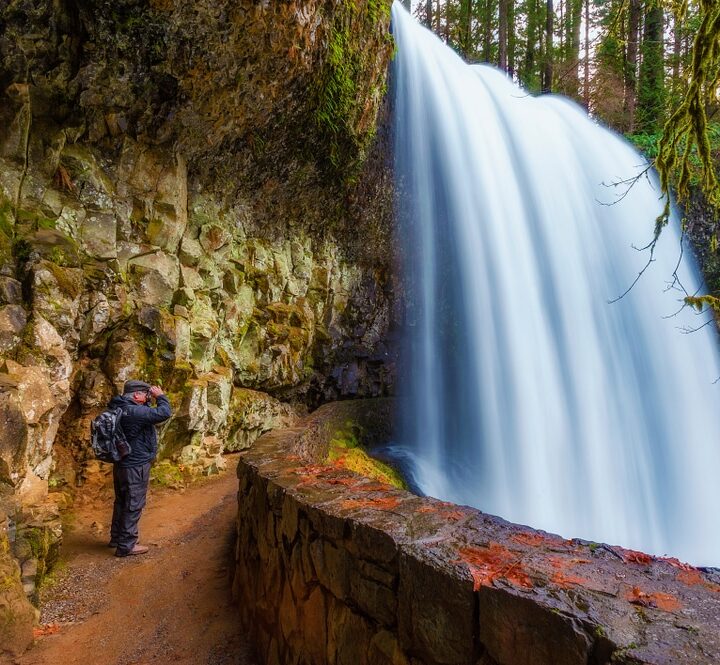 Staying Local For Spring Break? 15 Easy Day Trips Oregon Families Will Love