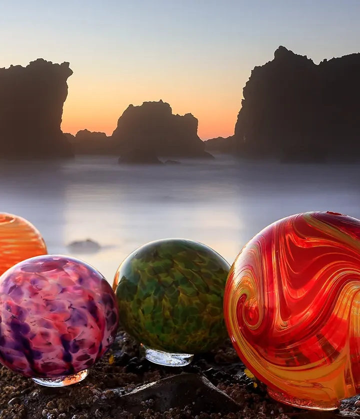 Why Families Are Flocking To Lincoln City To Hunt For Hidden Glass Floats