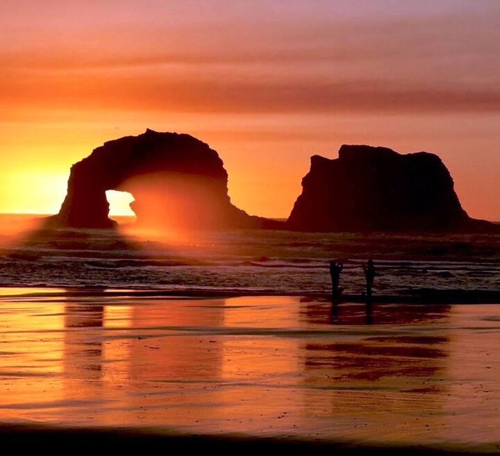 Skip The Crowds – Why Rockaway Beach Might Be Oregon’s Most Relaxing Family Getaway