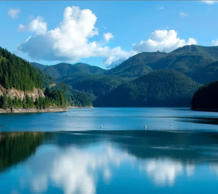 Why Detroit Lake Might Be Oregon’s Best Low-Stress Family Camping Getaway