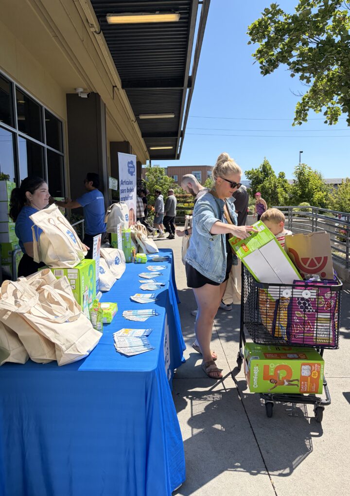Akin Launches “Bundles of Love” Campaign With Free Baby Supply Giveaway In Vancouver 